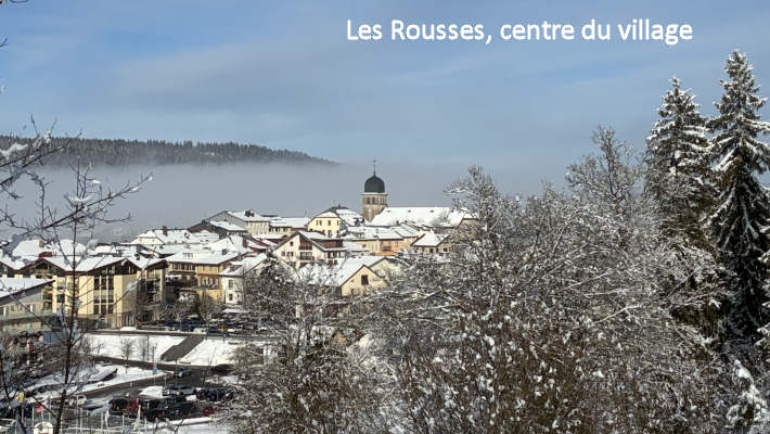 le centre du village des Rousses en hiver
